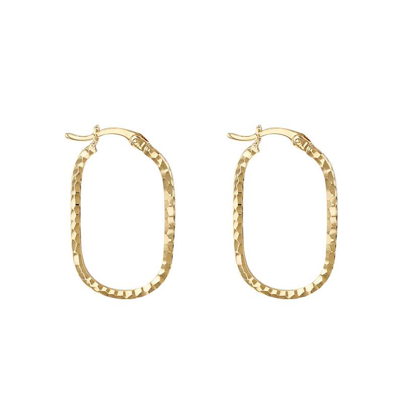 Oval Hammered Hoop Earrings in 375 Yellow Gold - Emanessence
