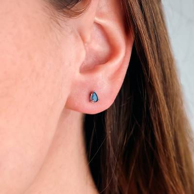 375/1000 White Gold & 0.50 ct Sapphire Stud Earrings - Aurora