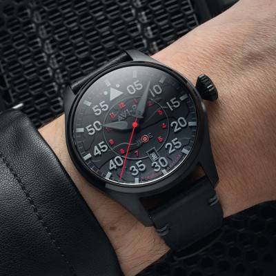 Montre Hawker Hurricane Clowes Automatic Night Reaper Limited Edition AV-4097-05 - Avi-8