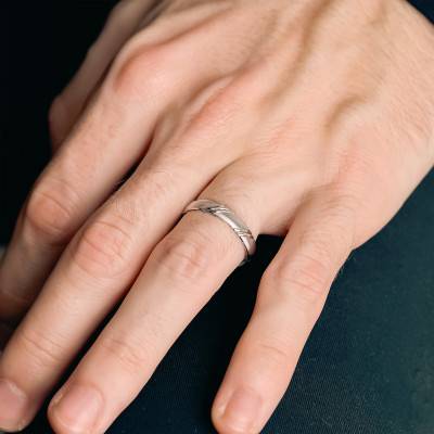 750/1000 White Gold Standard Half-Dome Salsa Wedding Ring, 4 mm Width - Fair'Belle