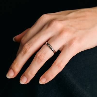 Alliance Demi-Jonc en Or Blanc 750, Largeur 3 mm - Fair'Belle