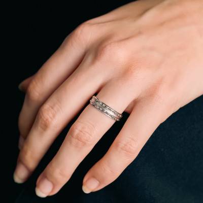 Alliance Ruban Standard Diamantée à Bande Sablée en Or Blanc 750, Largeur 4,50 mm - Gaïa
