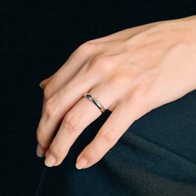 Alliance Demi-Jonc Bombée en Or Blanc 750, Largeur 3,50 mm - Fair'Belle