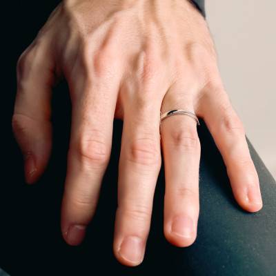 750 White Gold Comfort Ribbon Wedding Ring, Width 2.50 mm - Fair'Belle