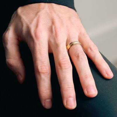 750 Yellow Gold Standard Ribbon Grooved Wedding Ring, Width 5 mm - Fair'Belle