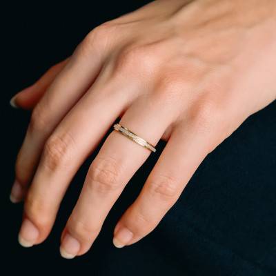 Alliance en 2 Ors 750 & Pyrite, Largeur 2,50 mm - Gaïa