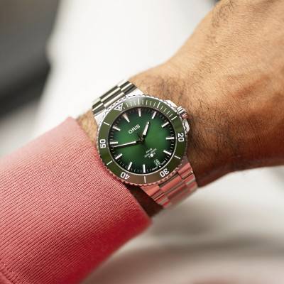 Montre Aquis Date 01 400 7790 4157-07 8 23 02PEB - Oris