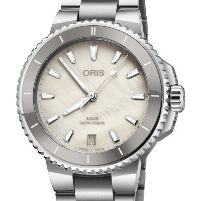 Aquis Date Watch 01 733 7792 4151-07 8 19 05P - Oris