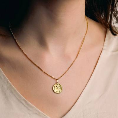 Round St. Christopher Medal in 750 Yellow Gold, 15.50 mm Diameter - Lumiosa