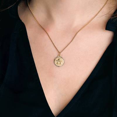 Sandblasted Pensive Angel 750/1000 Yellow Gold Medal, 16 mm Diameter - Lumiosa