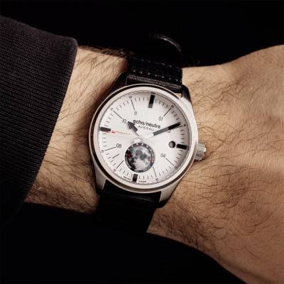 Averau 39 Moon Phase Watch "Big Moon" White - Echo/Neutra