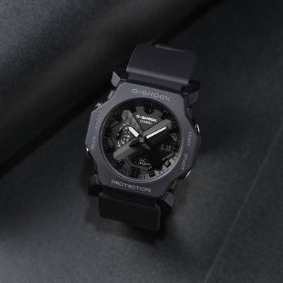 Combi Watch GA-2300-1AER - Casio G-Shock