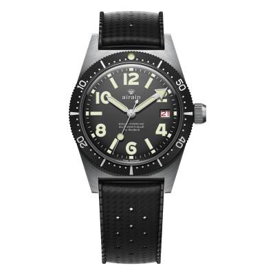 "Faded Black Submarine Watch Limited Edition 524.407" - Airain
