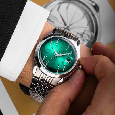 Antarctic Spider Green Nivada x Ocarat Watch - Limited Edition - Nivada Grenchen