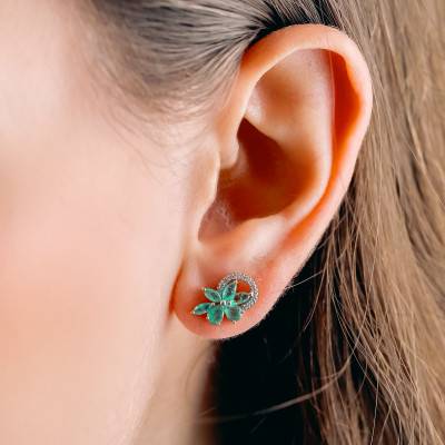 Boucles d'oreilles en Or Jaune 375, Émeraudes & Diamants 0,05 ct - Aurora