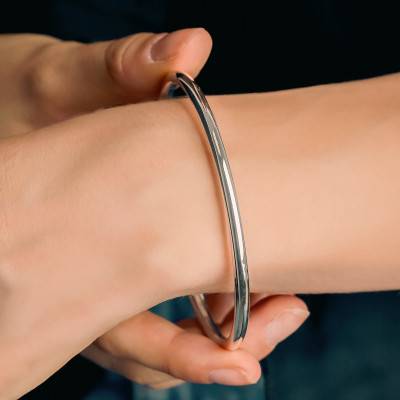 925 Silver Round Wire Bangle Bracelet, 4 mm Width - Artemis