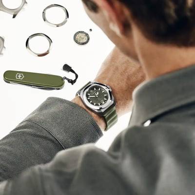 Coffret Montre I.N.O.X. Automatic Steel 242017.1 - Victorinox