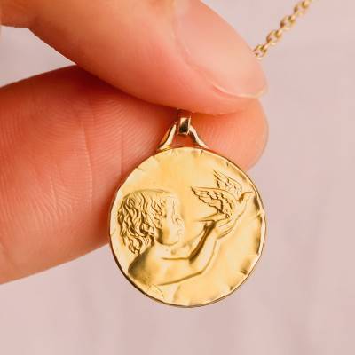 375 or 750 Yellow Gold Angel and Dove Medal, 18 mm Diameter - Lucas Lucor