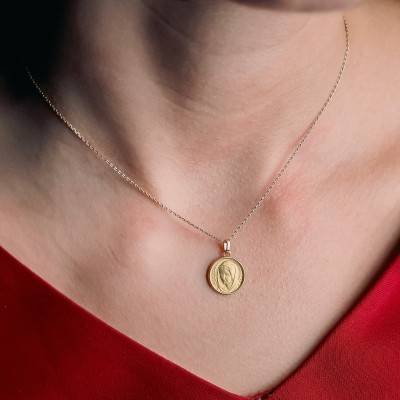Médaille Ronde Vierge en Or Jaune 375 ou 750 - Lucas Lucor