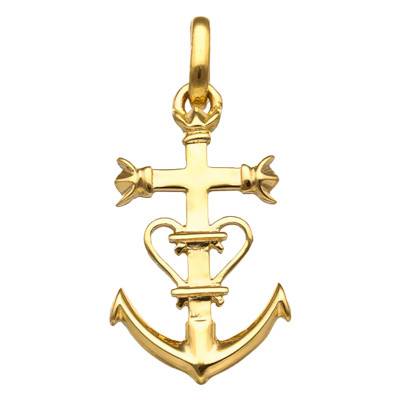 750/1000 Yellow Gold Camargue Cross, 11 x 20 mm - Emanessence