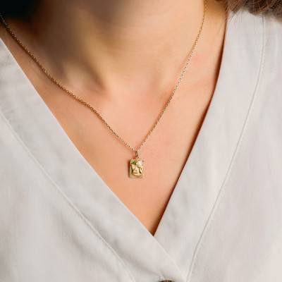 375 Yellow Gold Rectangular Angel with Star Medal - Vandona