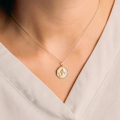 Octagonal 375/1000 Yellow Gold Angel Medal - Vandona