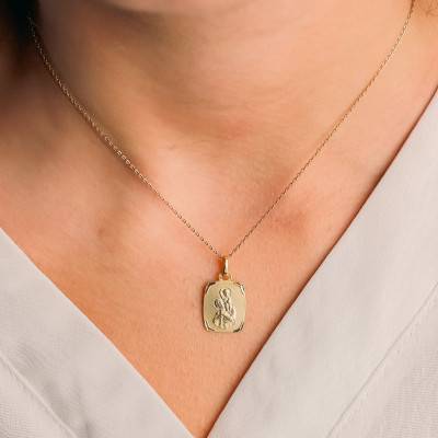 375 Yellow Gold Rectangular Framed Saint Christopher Medal - Vandona