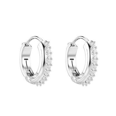 Petites Créoles Matrix Métal Rhodié & Cristaux Blancs, Diamètre 11 mm - 5690670 - Swarovski