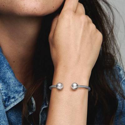 Bracelet Jonc Ouvert Pandora Moments en Argent 925, Longueurs 16 à 19 cm - Pandora