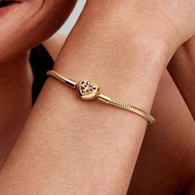 Gold-Plated Metal Family Tree Heart Clasp Snake Chain Bracelet, Length 17 cm to 20 cm - Pandora