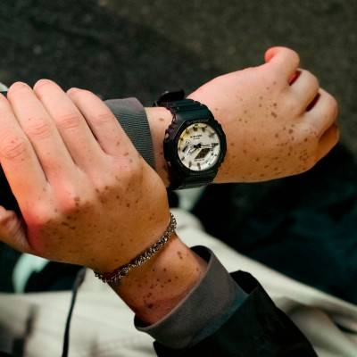 Montre Capsule Black & Brilliant White GA-2100WD-1AER - Casio G-Shock