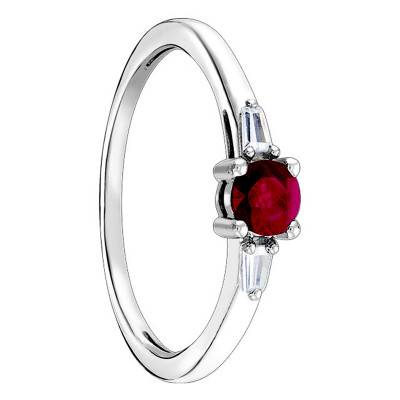 Diamond-Shouldered Solitaire Ring 0.06 ct Diamonds and 0.28 ct Ruby in 375 or 750 White Gold - Aurora