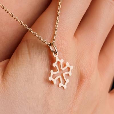 Yellow Gold Solid Wire Openwork Occitan Cross - Emanessence