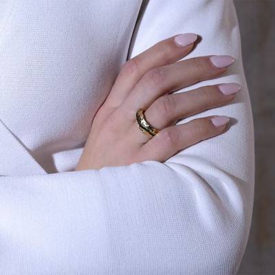 Yellow 18K Gold-Plated Hammered Black Spinel Rim Ring - Etrusca Gioielli