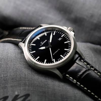 Sinn 556 I Leather Watch - Sinn
