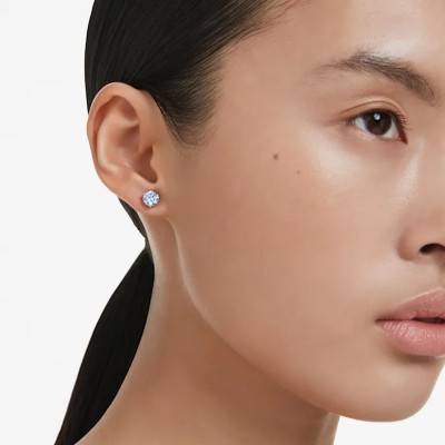 Boucles d'oreilles Solitaire Métal Rhodié & Cristaux Bleus - 5725002 - Swarovski