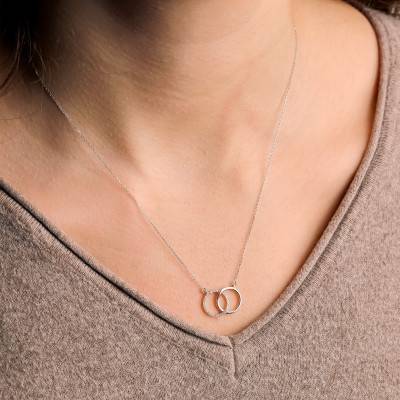 Collier Double Anneau en Or Blanc 375 & Diamants 0,10 ct, Longueur 45 cm - Emanessence