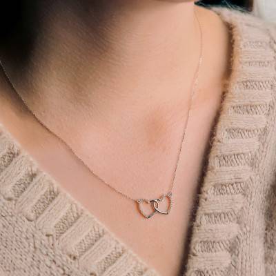 Collier Double Coeur en Or Blanc 375 & Diamants 0,13 ct, Longueur 45 cm - Emanessence