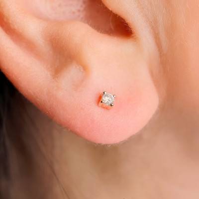 Boucles d'oreilles Rondes en Or Jaune 375 & Diamants 0,10 ct - Emanessence