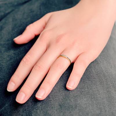 "Yellow Gold, Black & White Diamond Ring" - Kundan