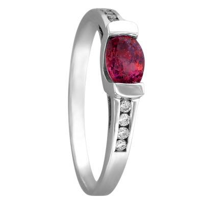 Bague Or Blanc 750, Rubis Ovale 0,60 ct, Diamants 0,08 ct - Les Valentines