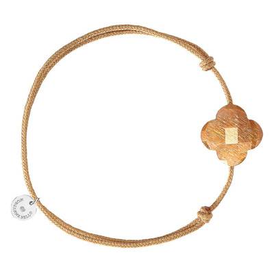 Bracelet Cordon Beige Doré Trèfle Pierre de Soleil, Longueur ajustable - Morganne Bello