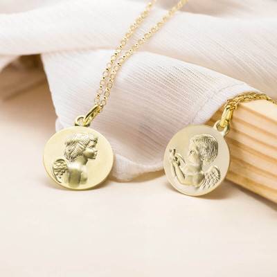 375 Yellow Gold Angel and Dove Medal, 16 mm Diameter - Emanessence