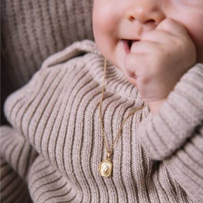 "750/1000 Yellow Gold Mini Octagonal Virgin Mary Medal" - Augis