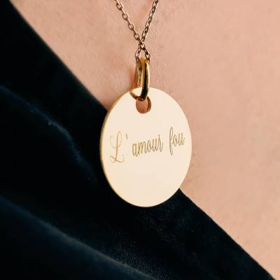 Médaille L'Amour Fou en Plaqué Or Jaune, Diamètre 19 mm - Lumiosa