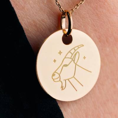 Médaille Zodiaque Capricorne & Etoiles Plaqué Or Jaune, Diamètre 19 mm - Lumiosa