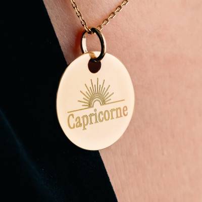 Médaille Zodiaque Capricorne & Soleil Plaqué Or Jaune, Diamètre 19 mm - Lumiosa