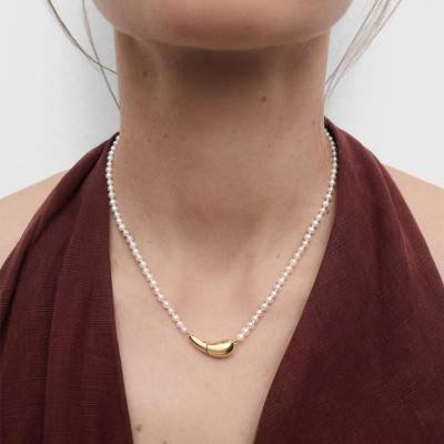 La Perla Essential Necklace in 925/1000 Gold-Plated Silver & Freshwater Pearls, Length 38 cm or 42 cm - CO01-A64 - Pdpaola