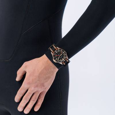Montre Khaki Navy Scuba Auto GMT 43mm H82565930 - Hamilton