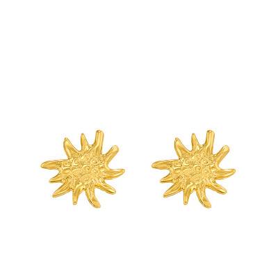 Edelweiss Stud Earrings in 375 or 750 Yellow Gold - Vandona